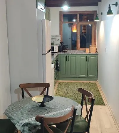 ÇAYKARA-NANAGA1883-Entire 1 Bedroom Flat with Balcony-Lake-Mountain View Trabzon