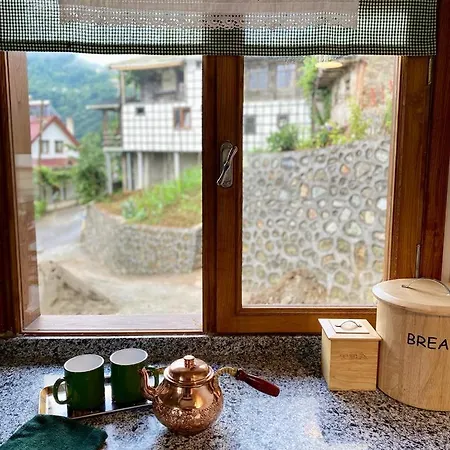 Villa ÇAYKARA-NANAGA1883-Entire 1 Bedroom Flat with Balcony-Lake-Mountain View Trabzon